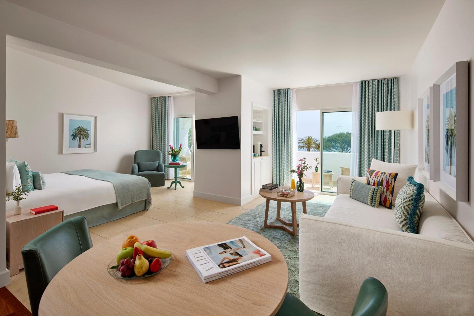 Vila Vita Parc Armação de Pêra Dış mekan fotoğraf A suite at the hotel