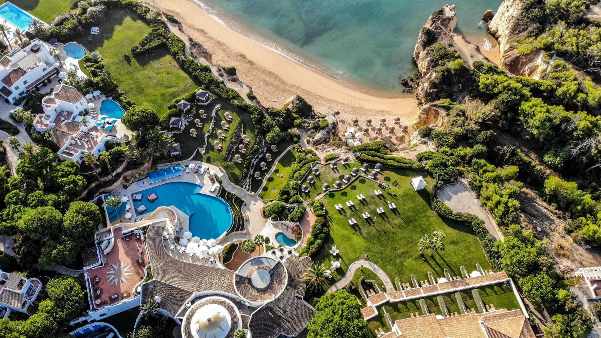 Vila Vita Parc Armação de Pêra Dış mekan fotoğraf Aerial view of the hotel