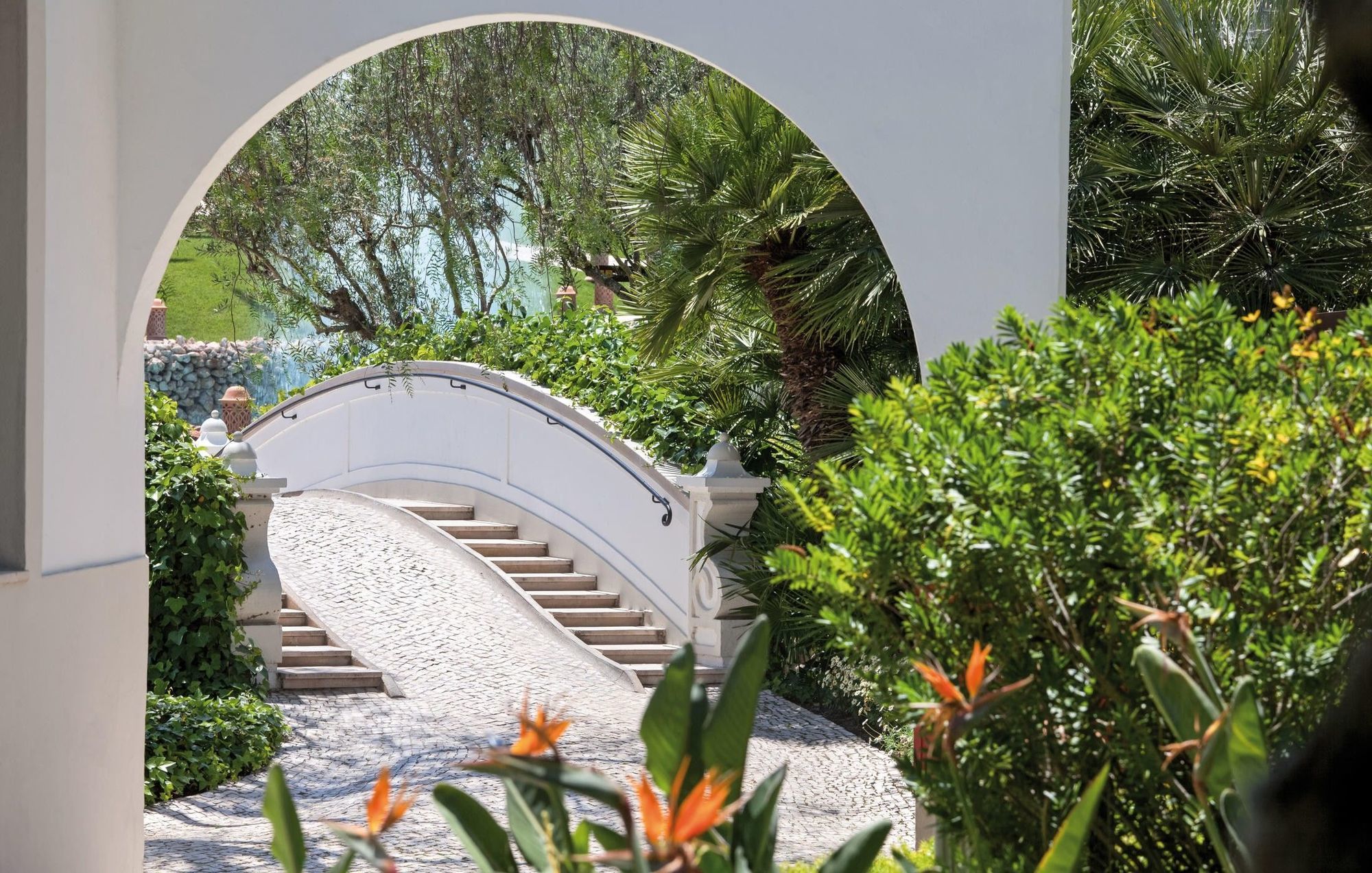 Vila Vita Parc Armação de Pêra İç mekan fotoğraf The gardens of the hotel